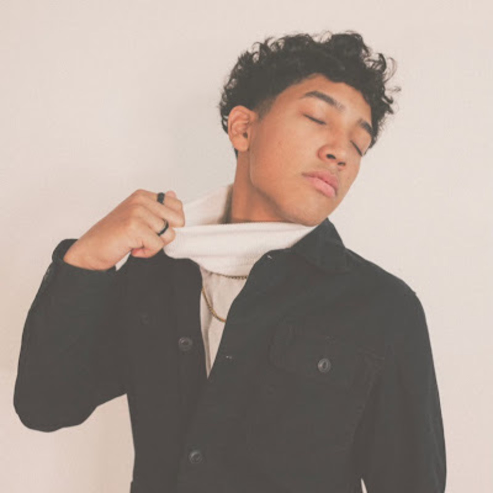 Meet your Posher, Ayden